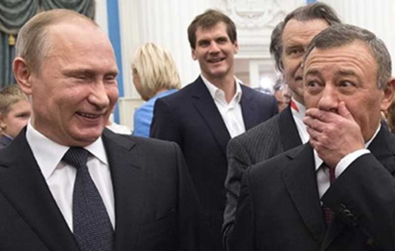 Семья и приближенные Путина: каким образом высшая элита страны наживается на миллиардах рублей, скрытых в банках