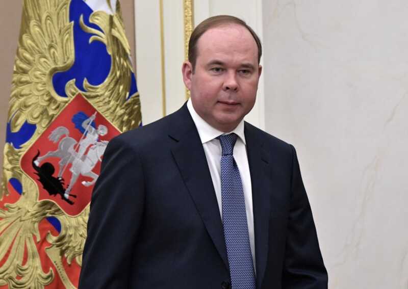 Personal plates, special signals, and the hidden car fleet: how Anton Vaino, head of the presidential administration, turned the Kremlin plate 057 into a symbol of luxury privilege