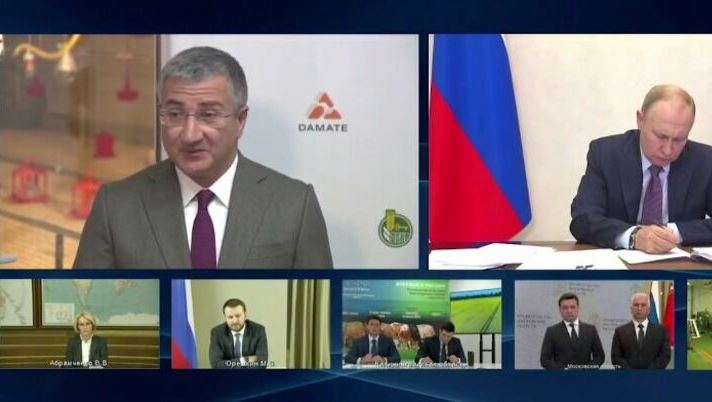 Наум ты неправ: беря деньги в Россельхозбанке Бабаев заранее получил паспорт Израиля udirzixeihdkmp