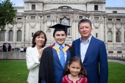 A Catalan court ordered the daughter of the ex-president of Kazakhstan Dinara Nazarbayeva and her husband Timur Kulibayev to unblock the observation trail crossing their estate